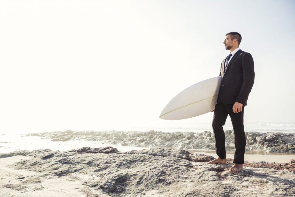 Surfer Mindset แนวคิดที่จะช่วยเรารับมือกับการทำงาน